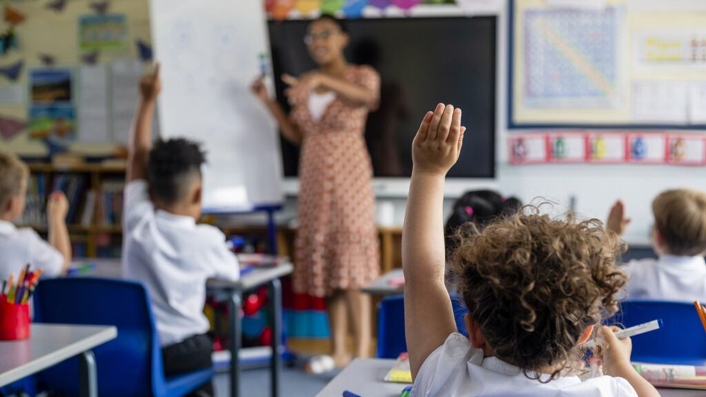 Skynews school holidays 6900529.jpg
