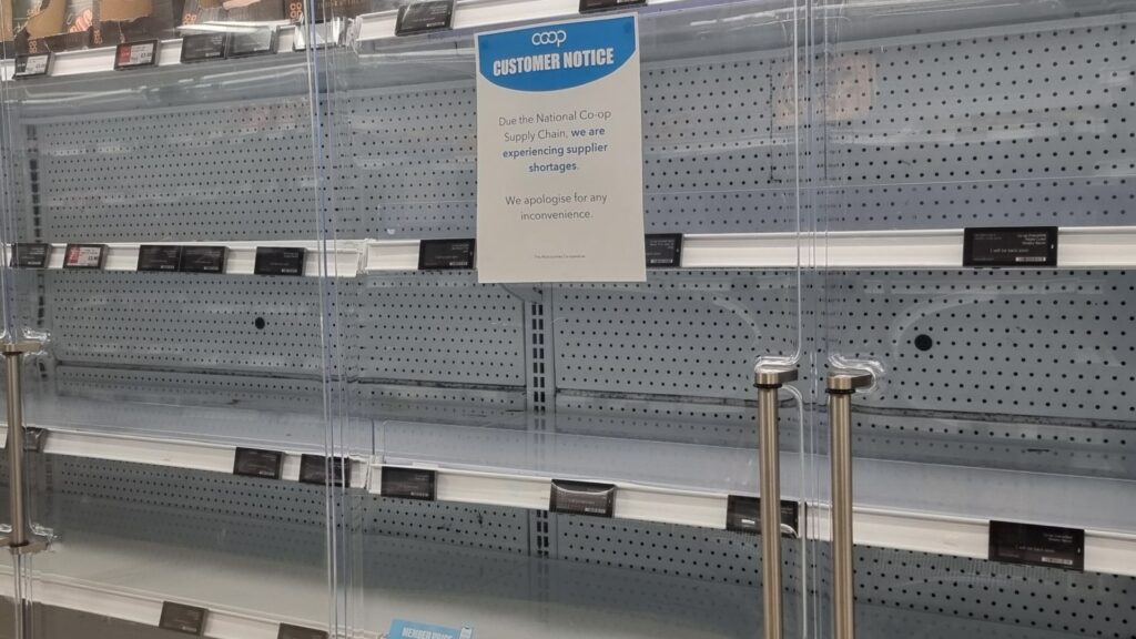 Skynews co op shop cyber 6916098.jpg