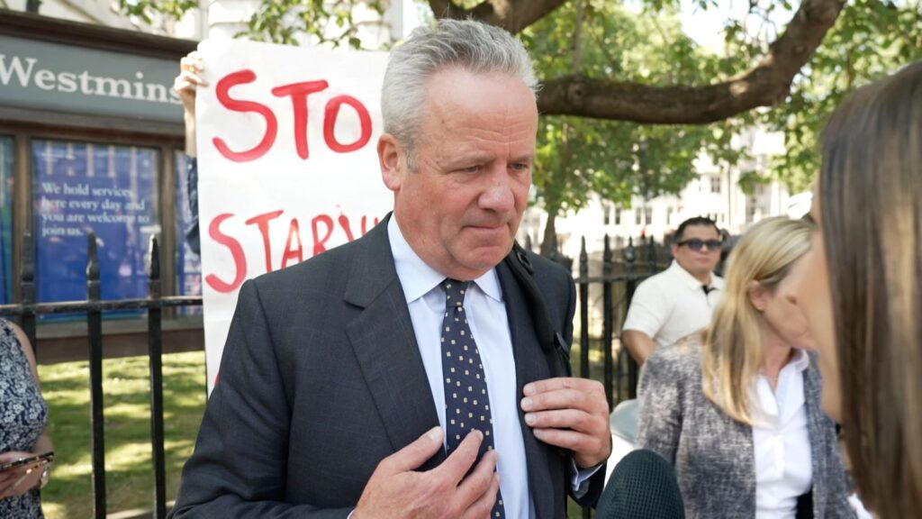Skynews thames water chris weston 6915393.jpg