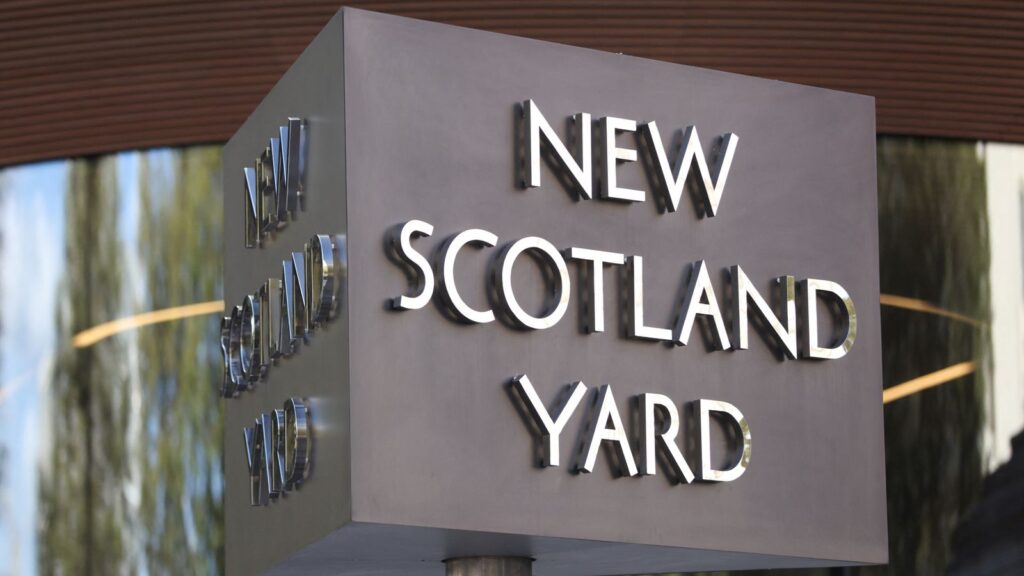Skynews scotland yard police 6909814.jpg