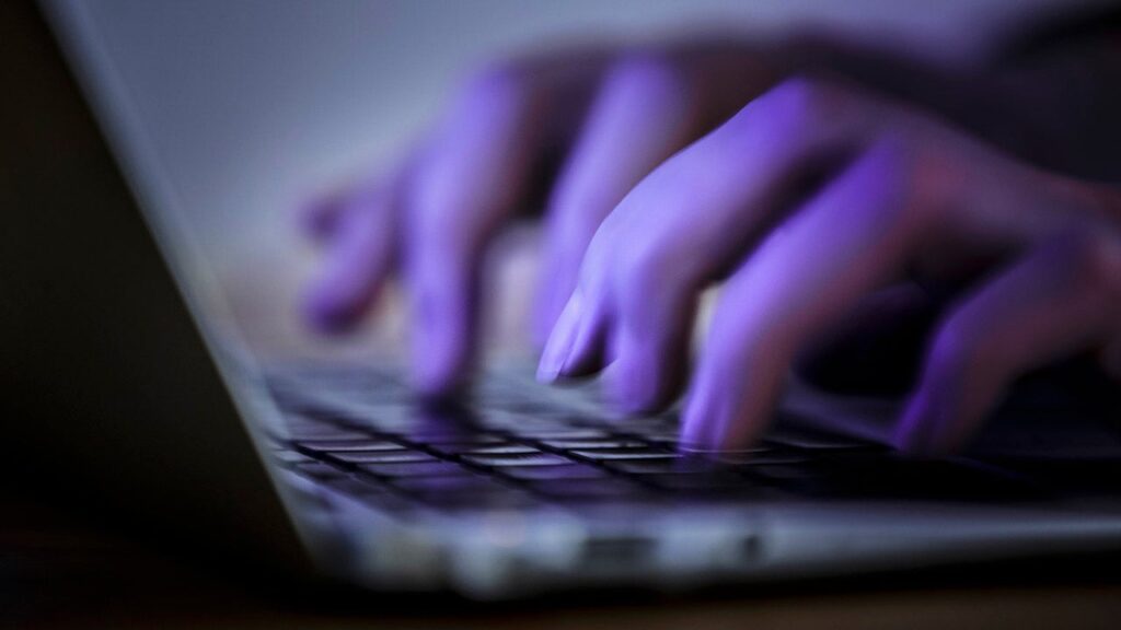Typing.jpg