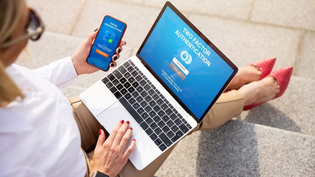 2 top multi factor authentication apps to protect your accounts.jpg