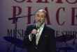 Ray stevens performs.jpg
