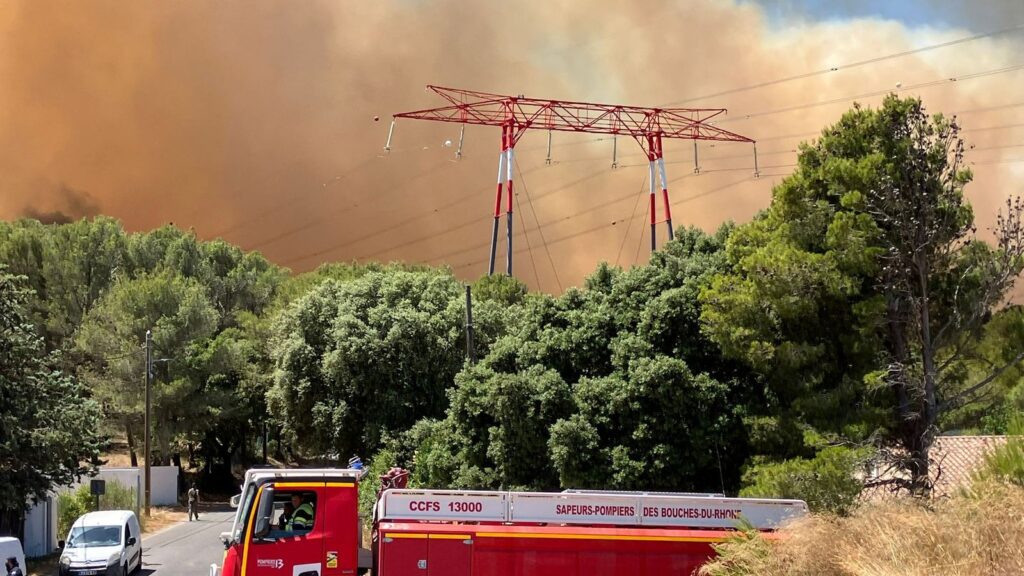 Skynews france wildfire marseille 6960603.jpg