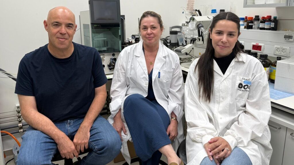 Tel aviv researchers vaccine.jpg